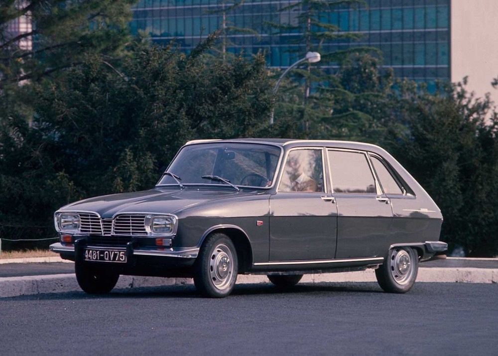 Рено 16. Renault 16. Рено 16 Высоцкого. Renault 1966. Рено 1966 года.