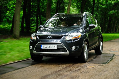 Ford Kuga sur route
