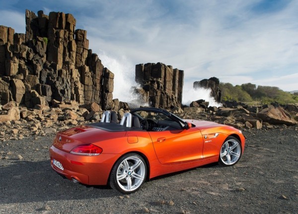 BMW-Z4_Roadster_2013.14