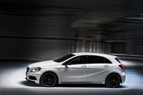 mercedes-benz_a_45_amg.18