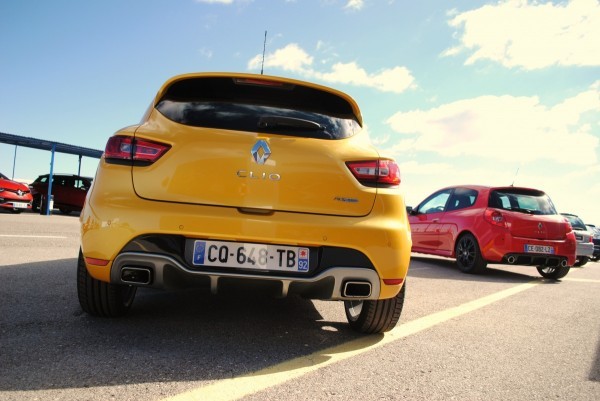 CLIO ESTATE RS 140