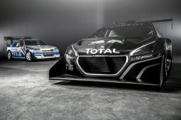 Peugeot_208_T16_Pikes_Peak