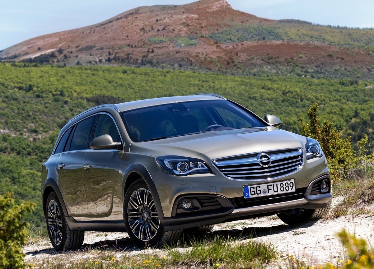 Insignia Country Tourer