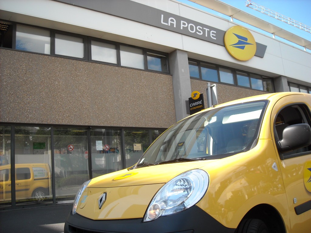 Kangoo Z.E. La Poste