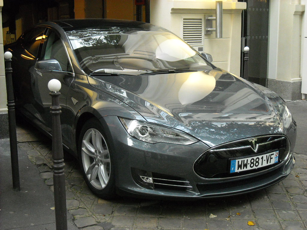 TESLA Model S Paris Septembre 2013 (58)