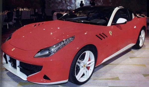 Ferrari SP FFX