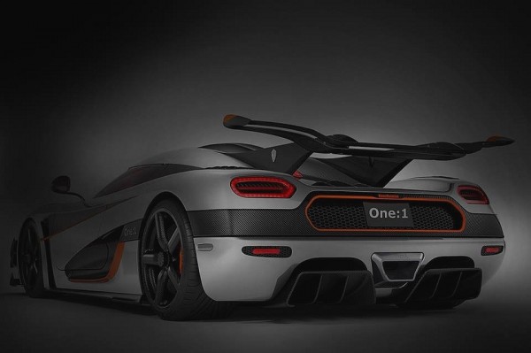 Koenisegg Agera One-1 teaser