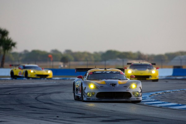 12-hours-of-sebring-2014-srt-viper-gtsr-tudor-championship-imsa