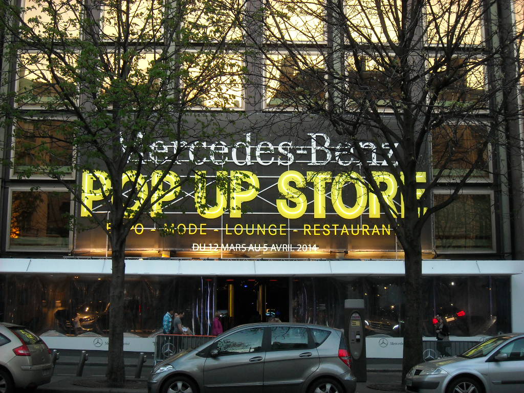 Mercedes Pop Up Store 2014 George V (4)
