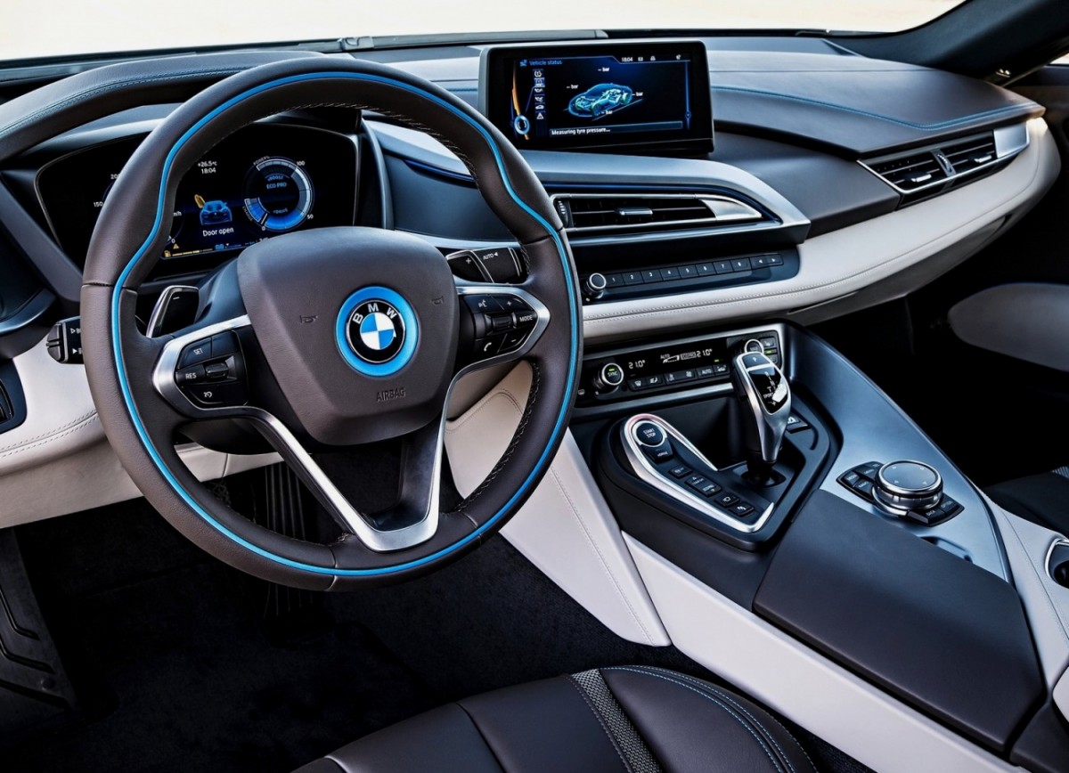 BMW i8 2015