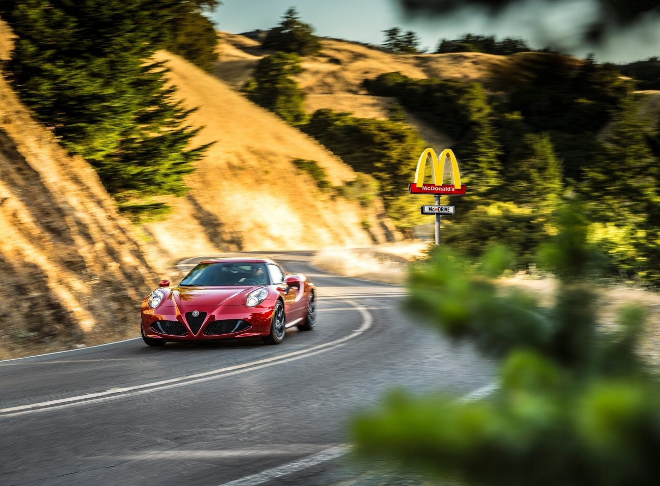 Alfa_Romeo-4C_Spec USA