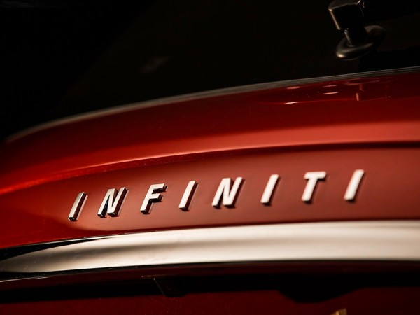 Infiniti ESQ.2