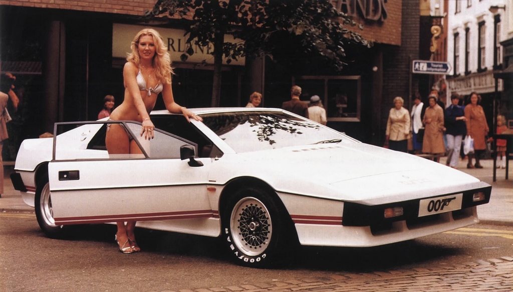 Lotus Esprit Turbo James Bond