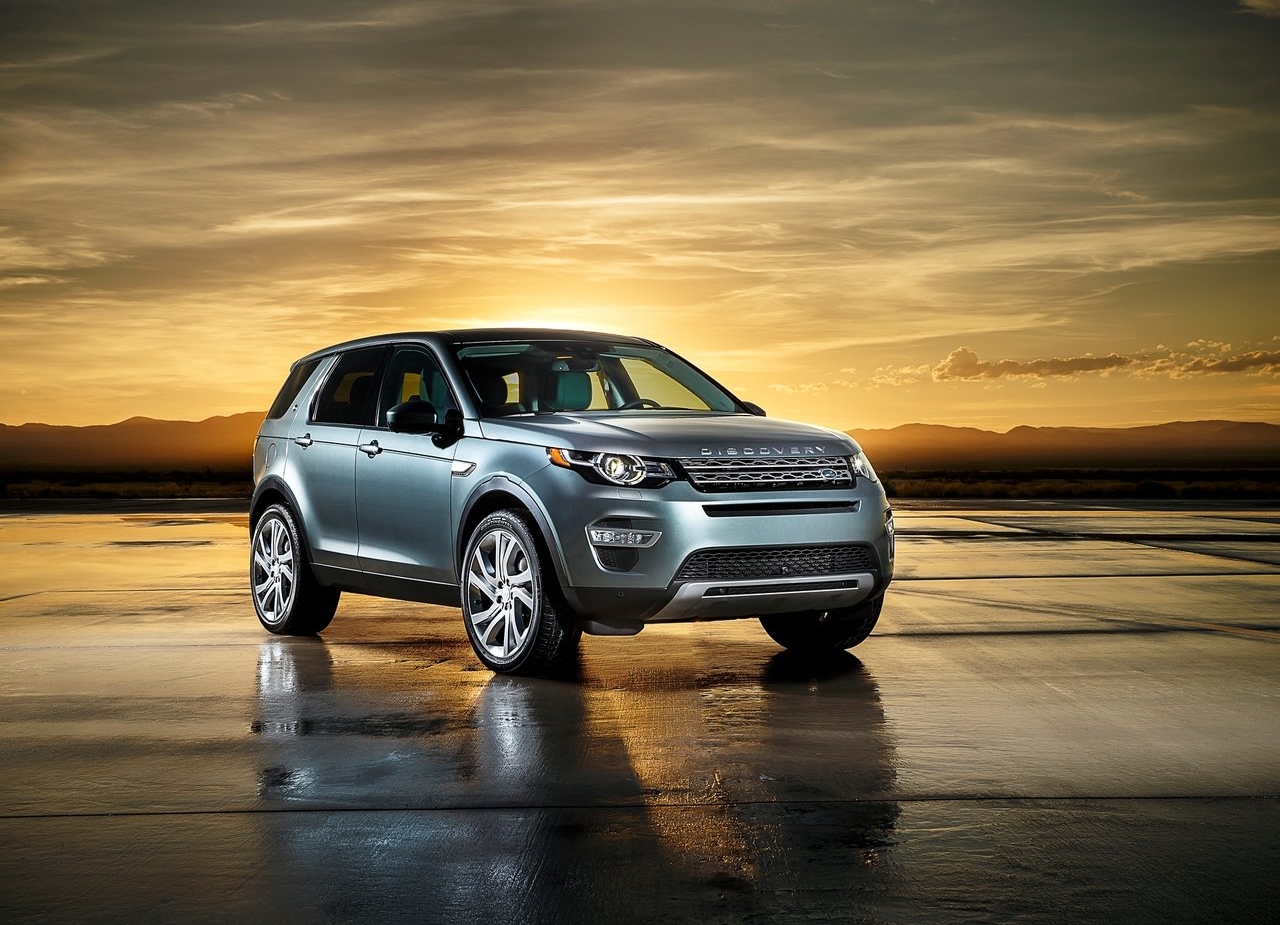Land_Rover-Discovery_Sport_2015