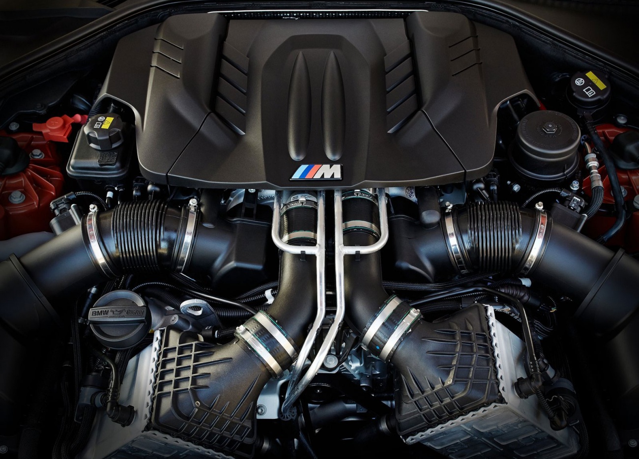 2015_BMW-M6-Coupe_14