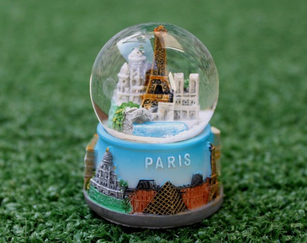 Paris sous une bulle grace à Anne Hidalgo