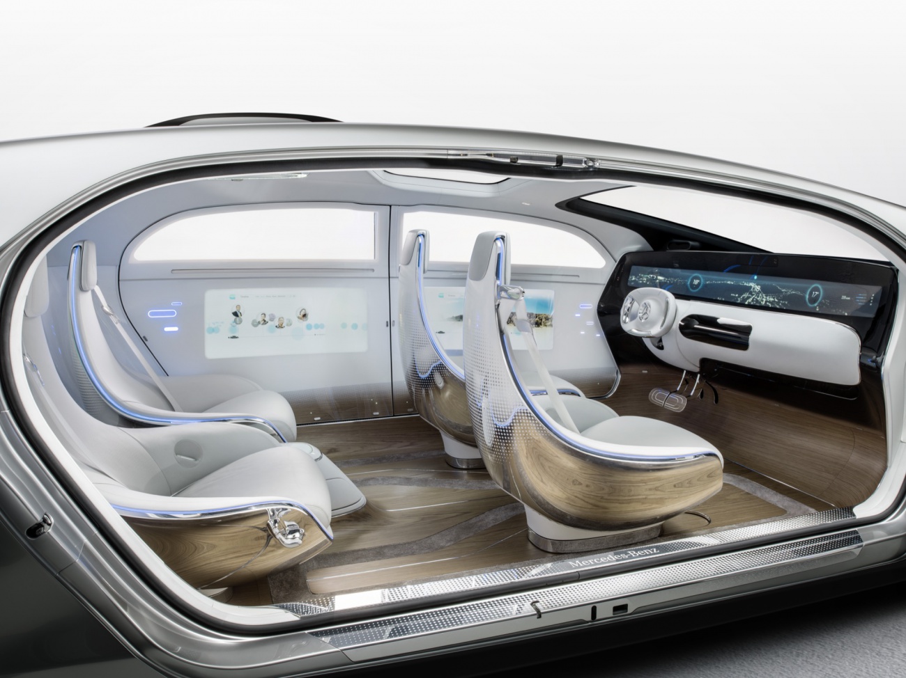 mercedes-benz-concept-F015-luxury-in-motion-26