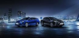 zoom-toyota-avensis-restylee-2015-officiel (1)