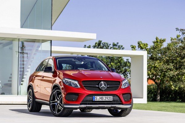 S7-Toutes-les-nouveautes-du-salon-de-Geneve-Mercedes-GLE-Coupe-le-BMW-X6-n-est-plus-seul-344768