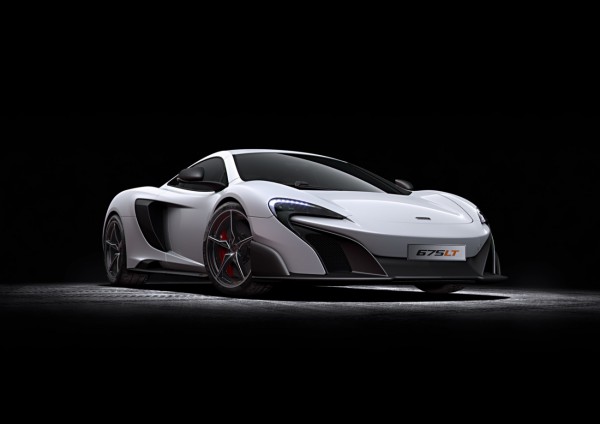 mclaren675lt_studio_02