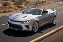 Chevrolet_Camaro_Cabriolet_2015_124b8-540-360