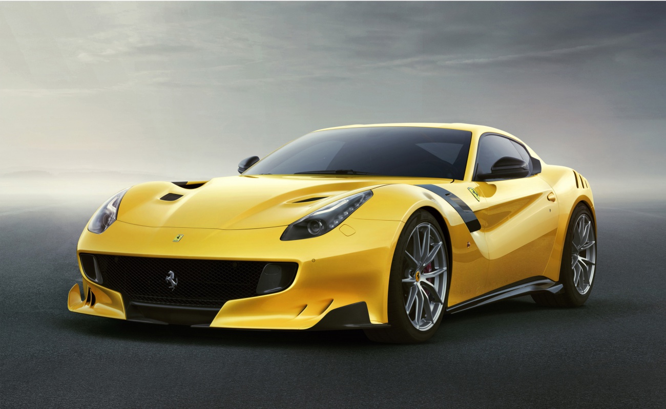 ferrari-f12tdf-4low-1