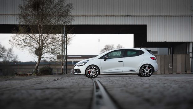 Renault Clio 4 RS Trophy