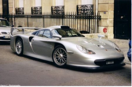 Porsche 911 GT1