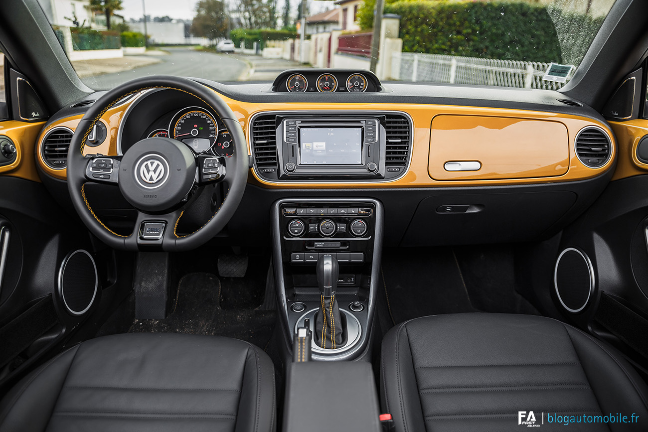 Interieur Volkswagen Coccinelle Cabriolet Dune