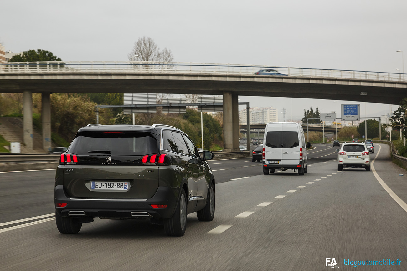 Peugeot Essai 5008 II 2017 - Photos