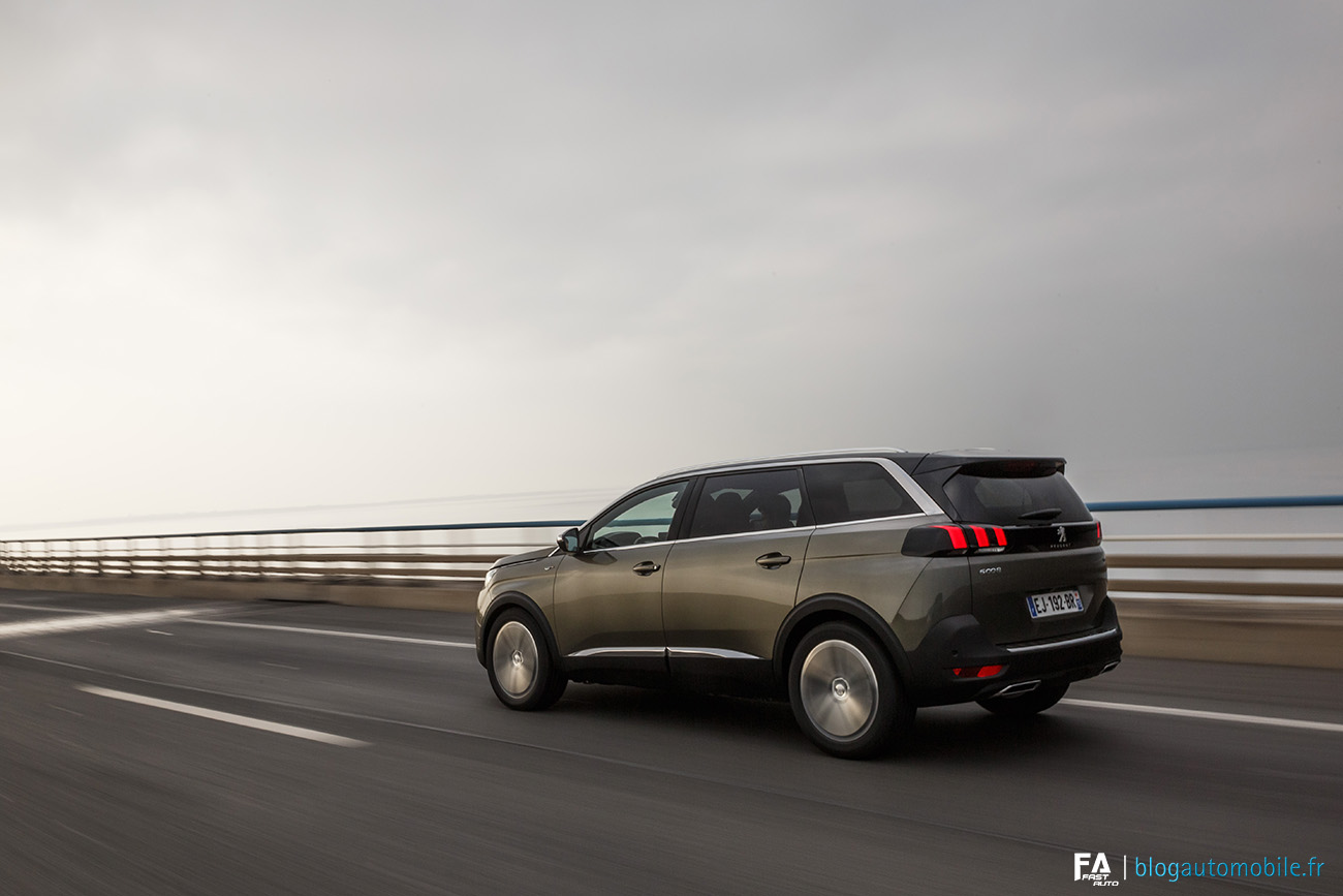 Essai Peugeot 5008 II 2017 - Photos