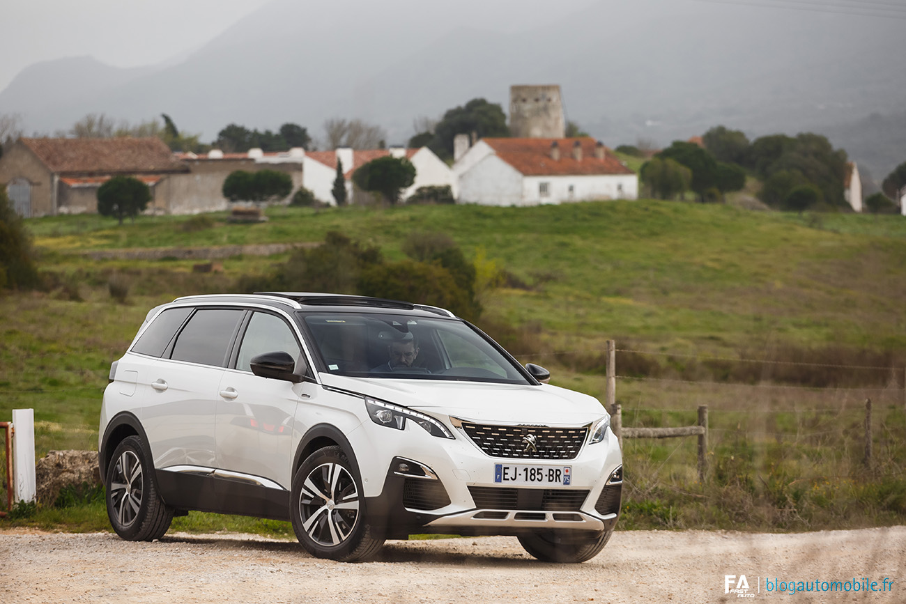 Peugeot Essai 5008 II 2017 - Photos