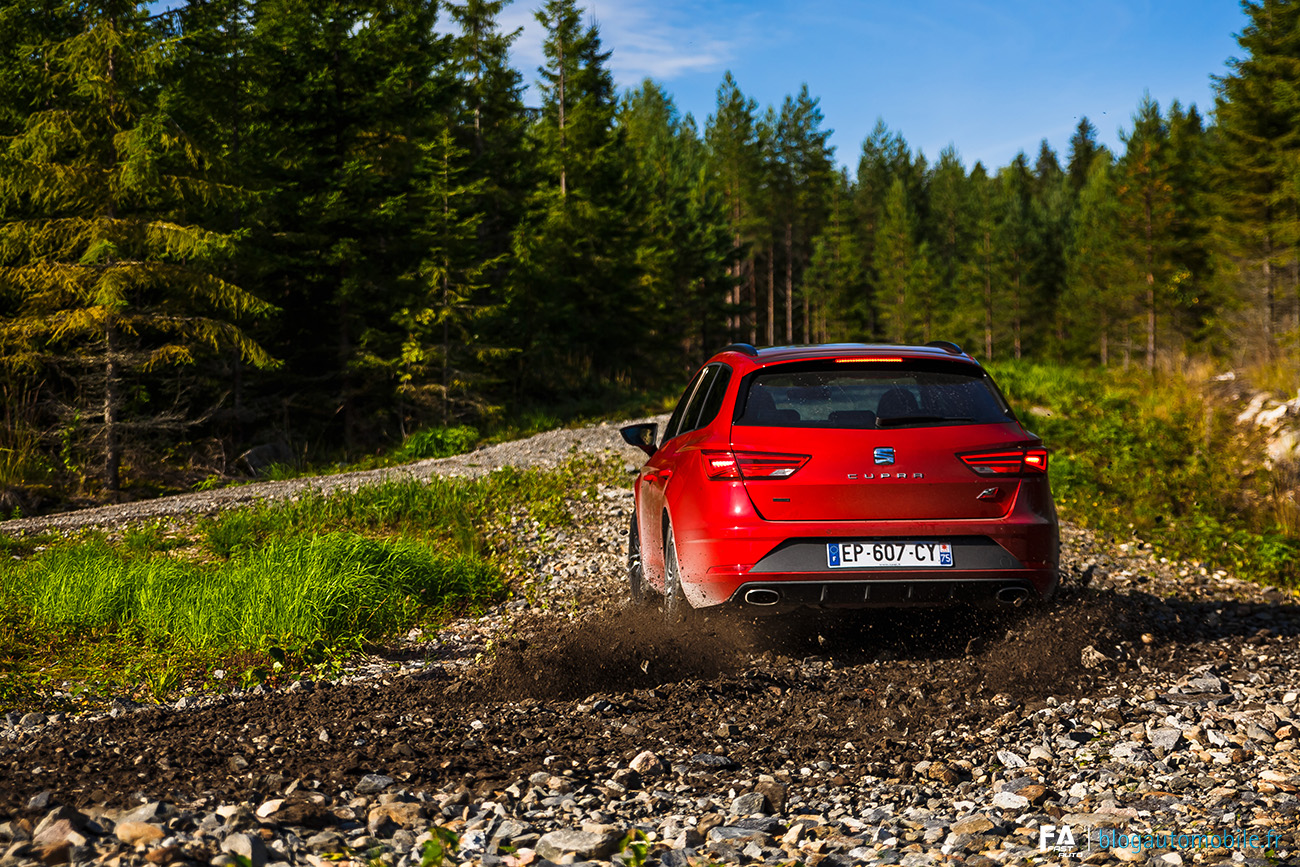 Essai Seat Leon ST Cupra 300 - Road trip Finlande (photos)