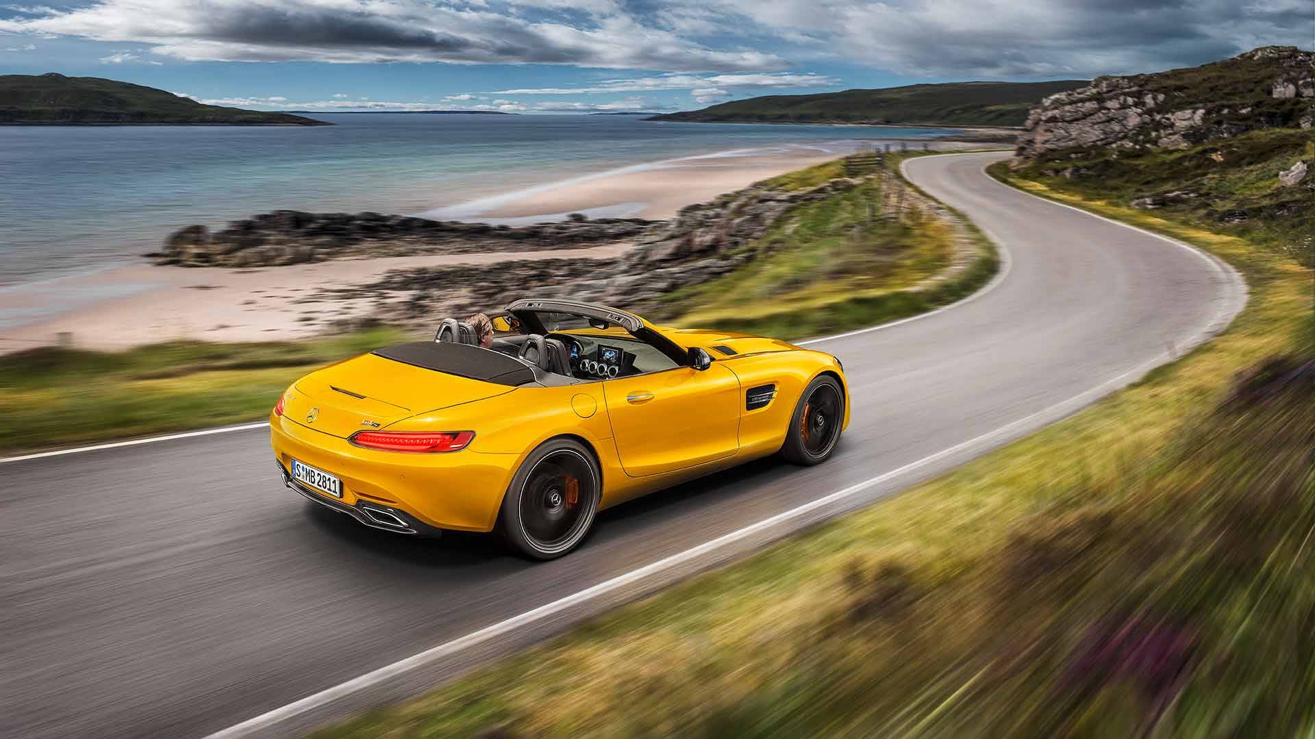 Mercedes AMG GT S Roadster