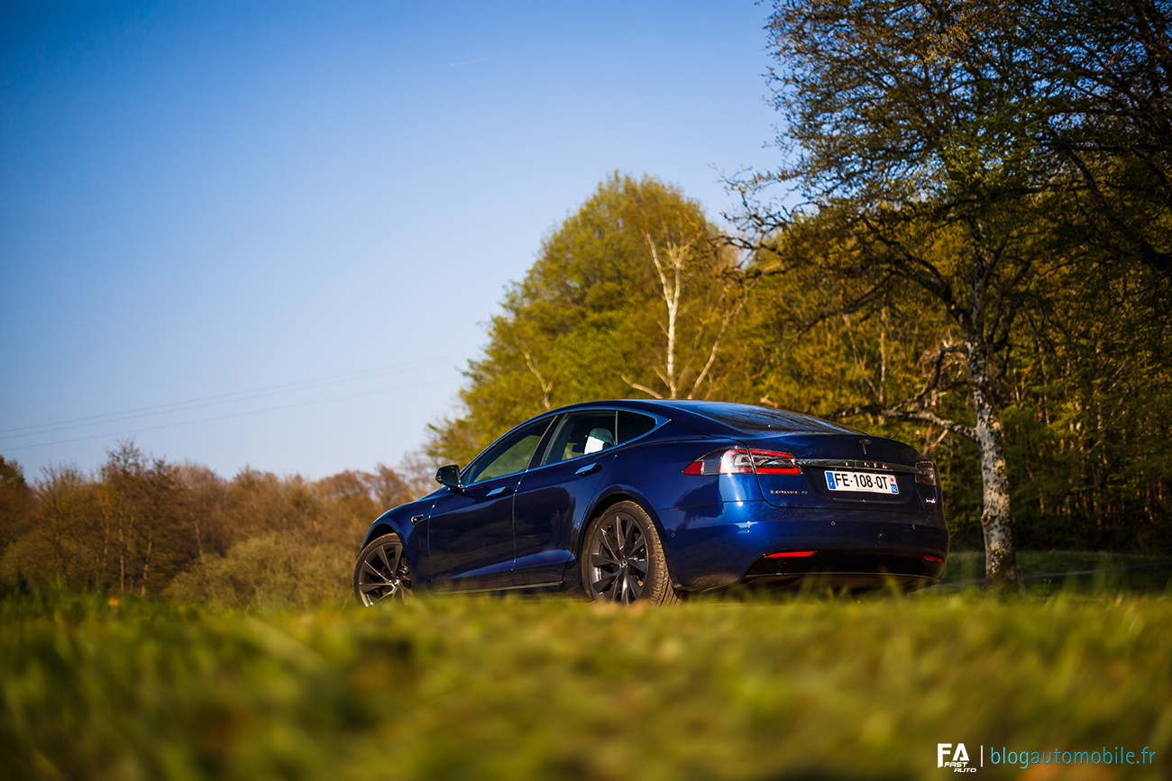 Essai Tesla Model S 100d Frappée Par La Foudre Blog