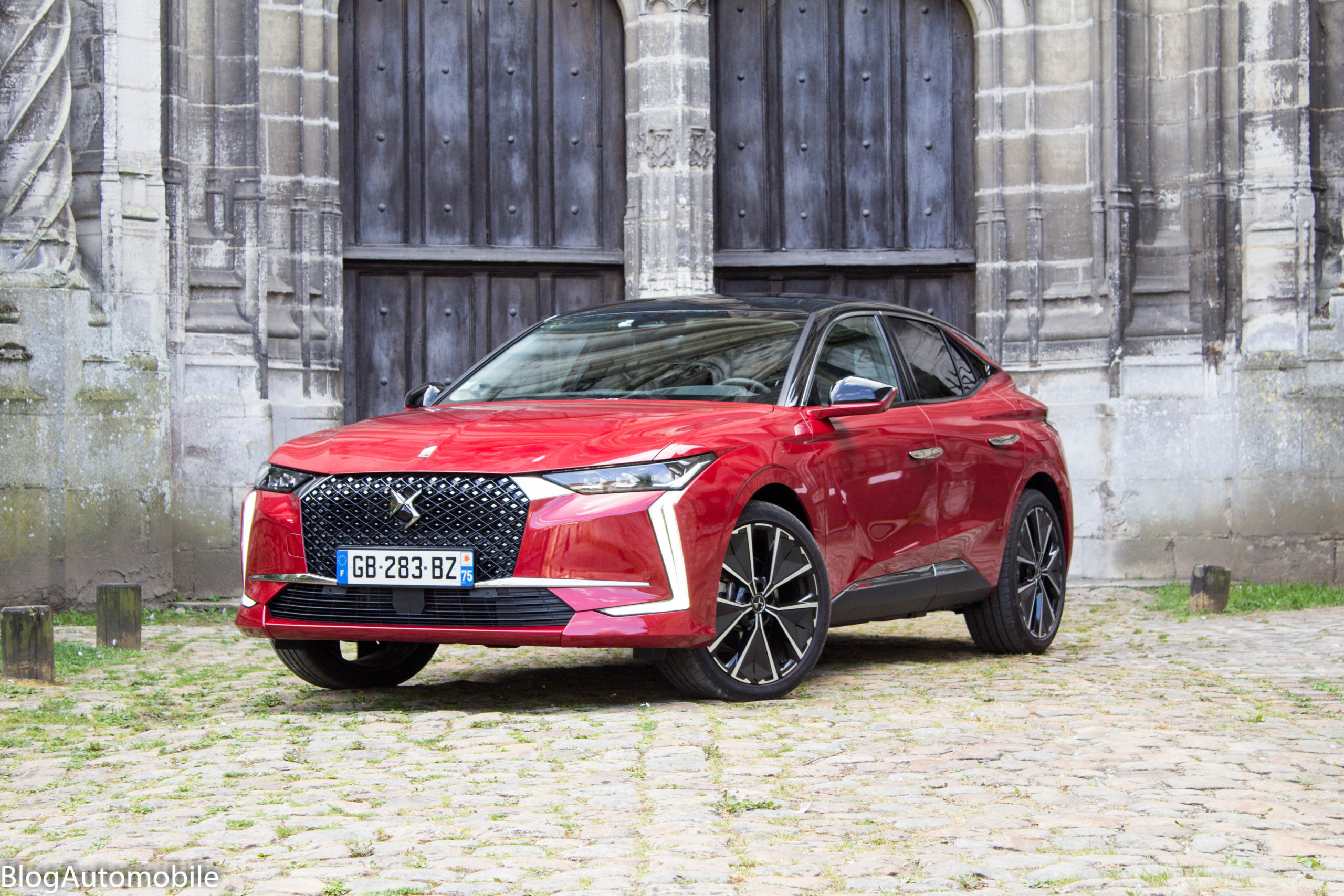 DS 4 rouge