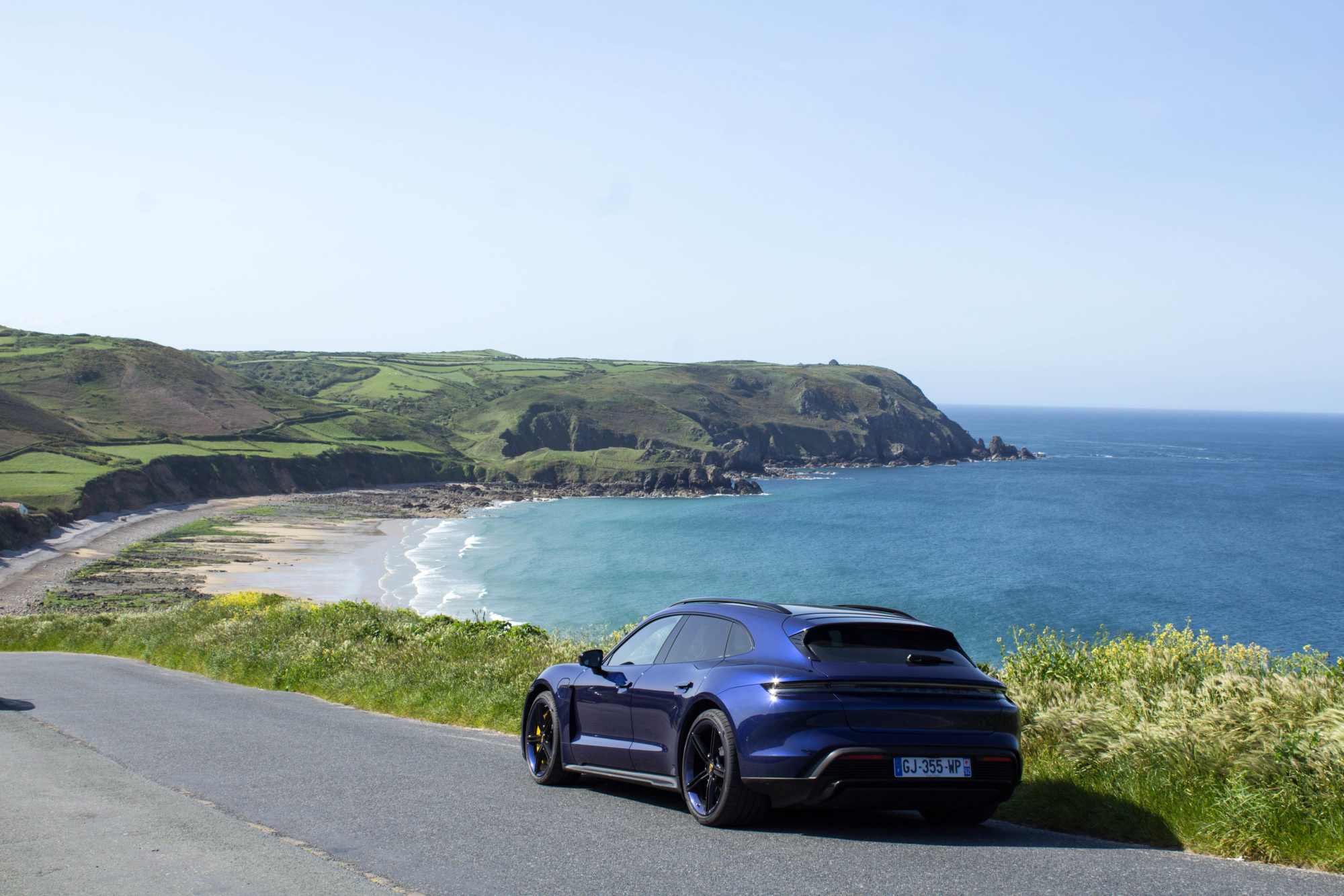 Taycan Turbo S Sport Turismo