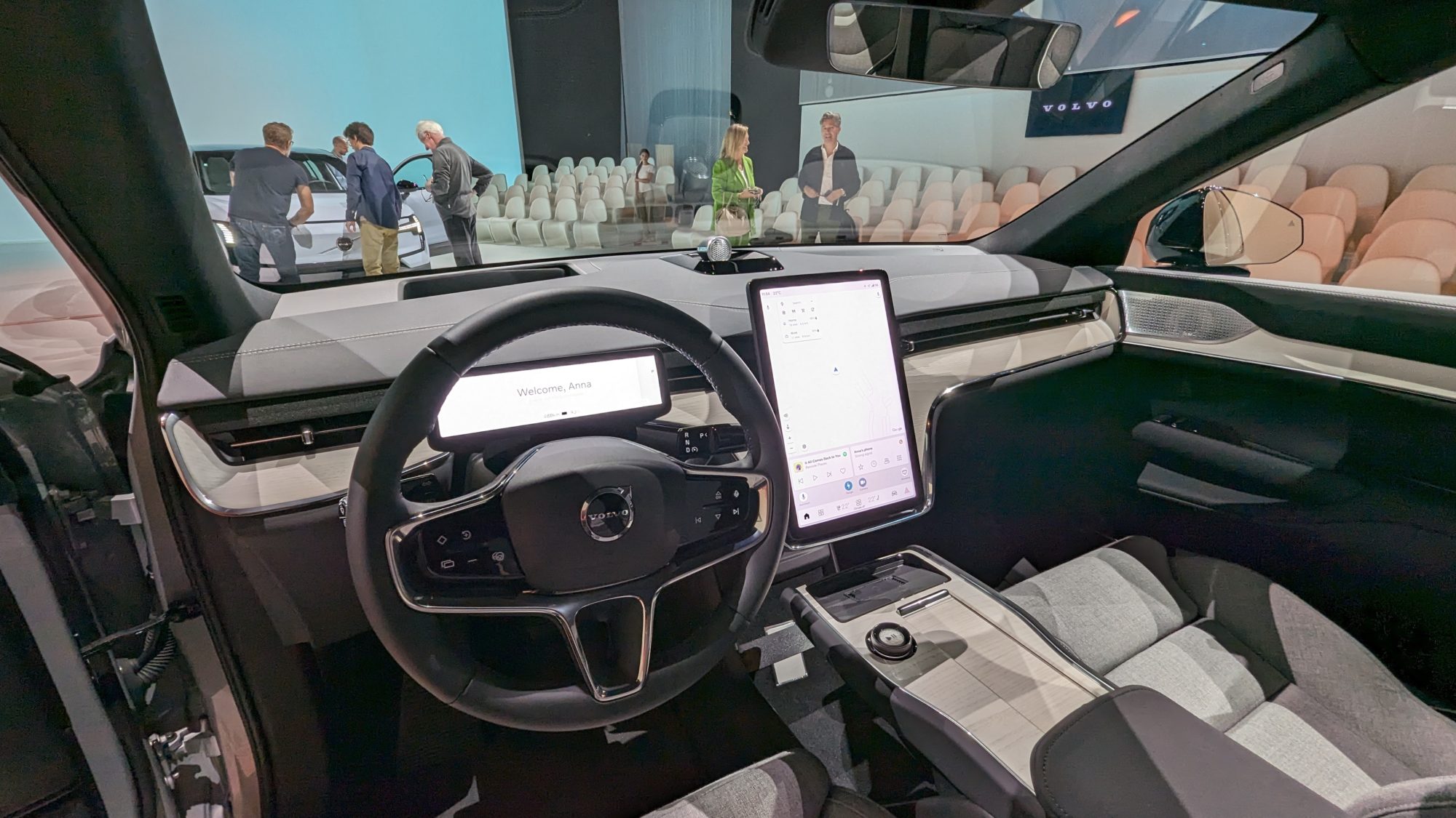 EX90 dashboard