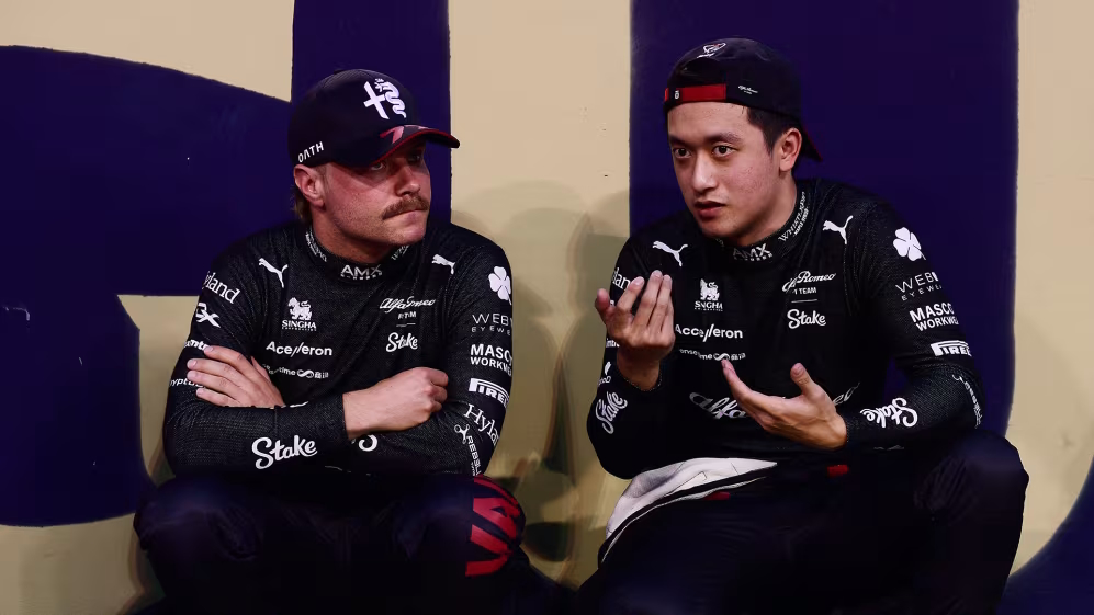 Bottas et Zhou ont l'air circonspects à Abu Dhabi...