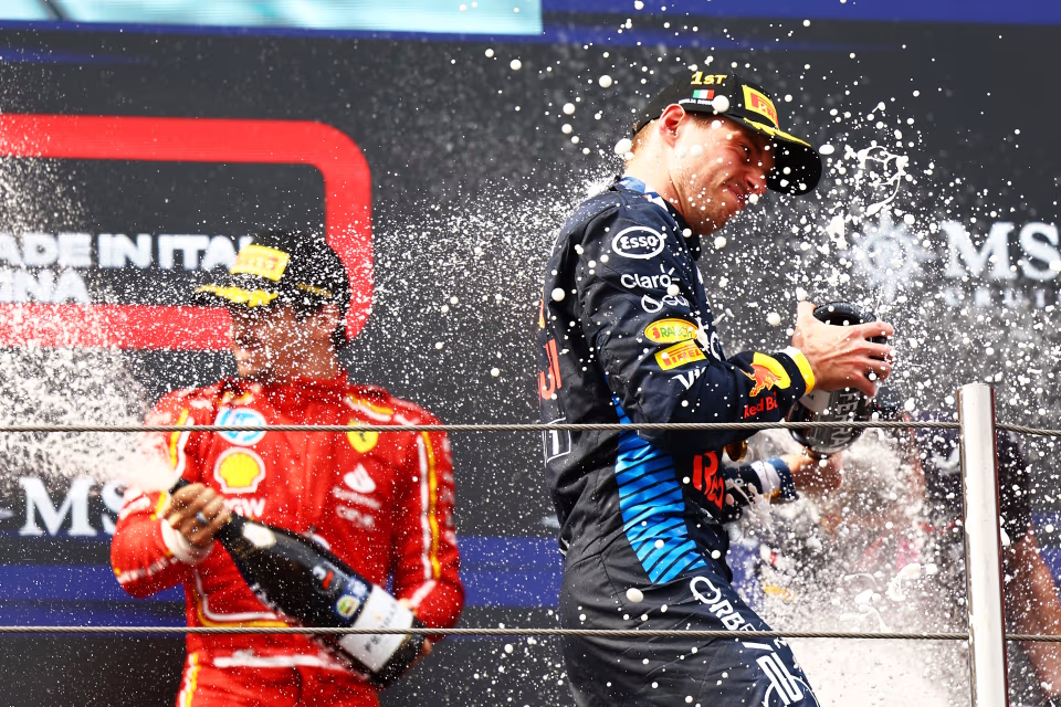 Après sa 2e place à Miami, Max Verstappen a retrouvé sa place préférée sur le podium d'Imola, la première
